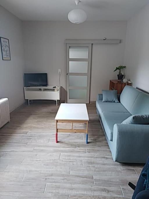 Maison Agreable Avec Stationnement Privatif Angouleme Luaran gambar