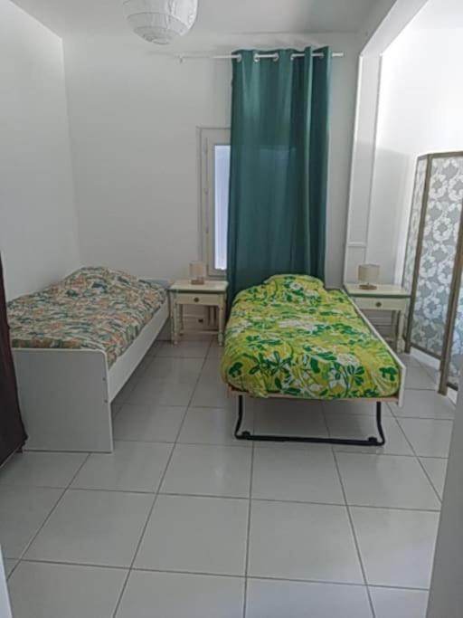 Maison Agreable Avec Stationnement Privatif Angouleme Luaran gambar